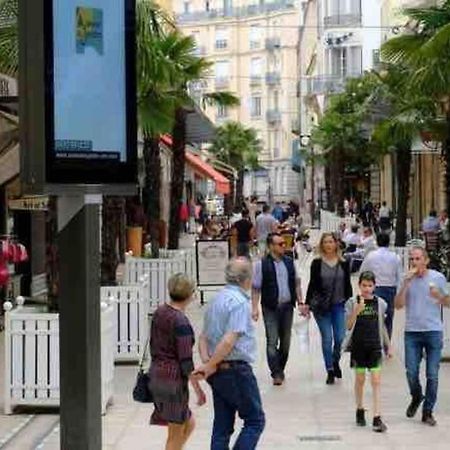 L'Opaline - Proche Gare Apartman Vichy Kültér fotó