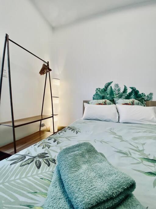 L'Opaline - Proche Gare Apartman Vichy Kültér fotó